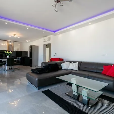 Luxury Litric * Podstrana