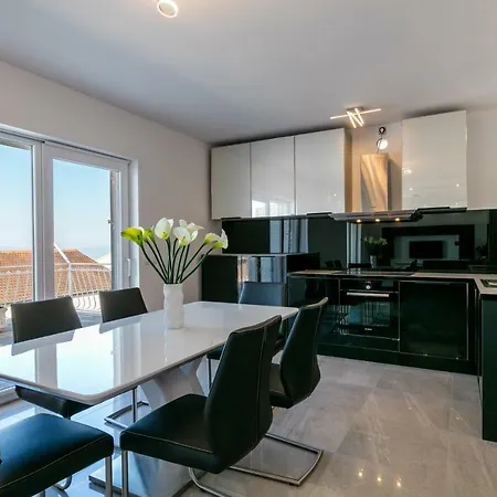 Luxury Litric