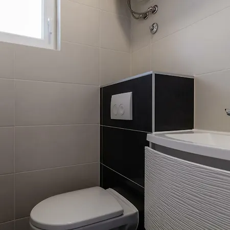 Luxury Litric Apartment Podstrana