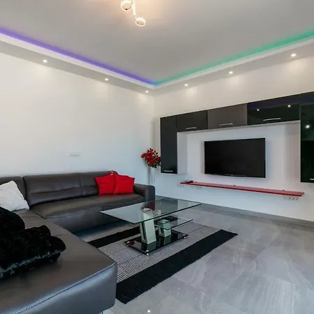 Apartment Luxury Litric *