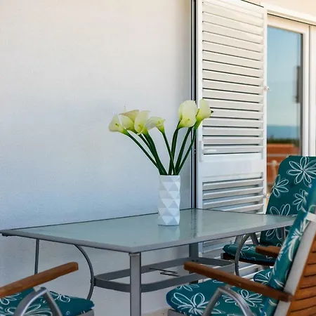 Luxury Litric Apartment